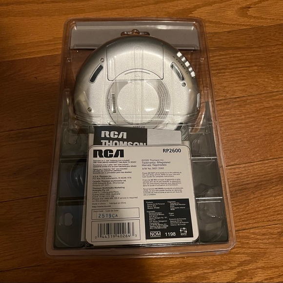 RCA RP2600 Portable CD Player 60s Joggable E.Clipz - Picture 2 of 11